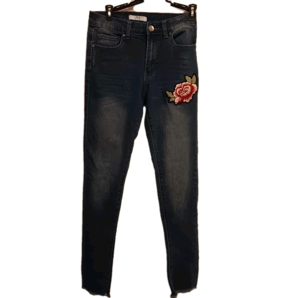 AQ Jeans, Junior Sz 7, Floral Embroidered Patch Fringe Skinny, Retro Timeless